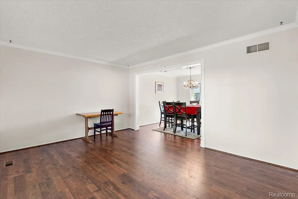 46636 E Oakwood Drive #55 Macomb Township, MI 48044