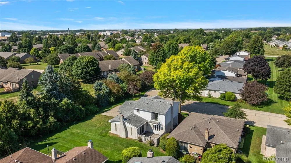 46636 E Oakwood Drive #55 Macomb Township, MI 48044