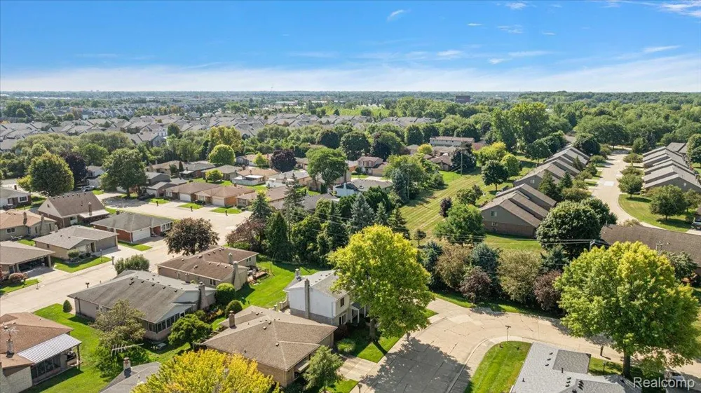 46636 E Oakwood Drive #55 Macomb Township, MI 48044