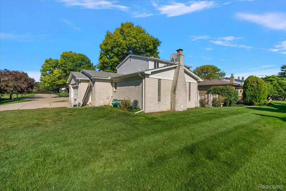 46636 E Oakwood Drive #55 Macomb Township, MI 48044