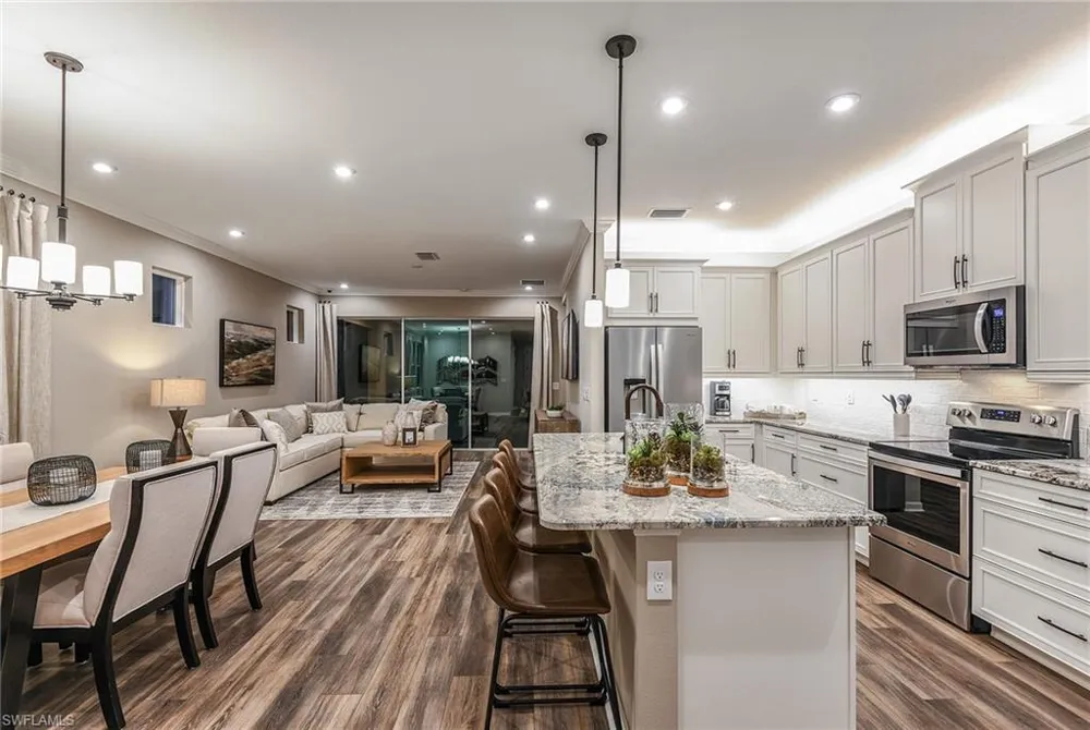 6727 Good Life Street Fort Myers, FL 33966