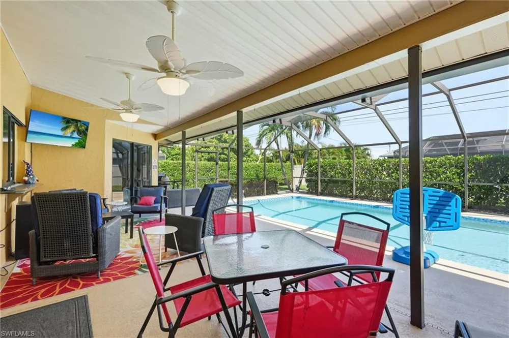 243 SE 1st Terrace Cape Coral, FL 33990