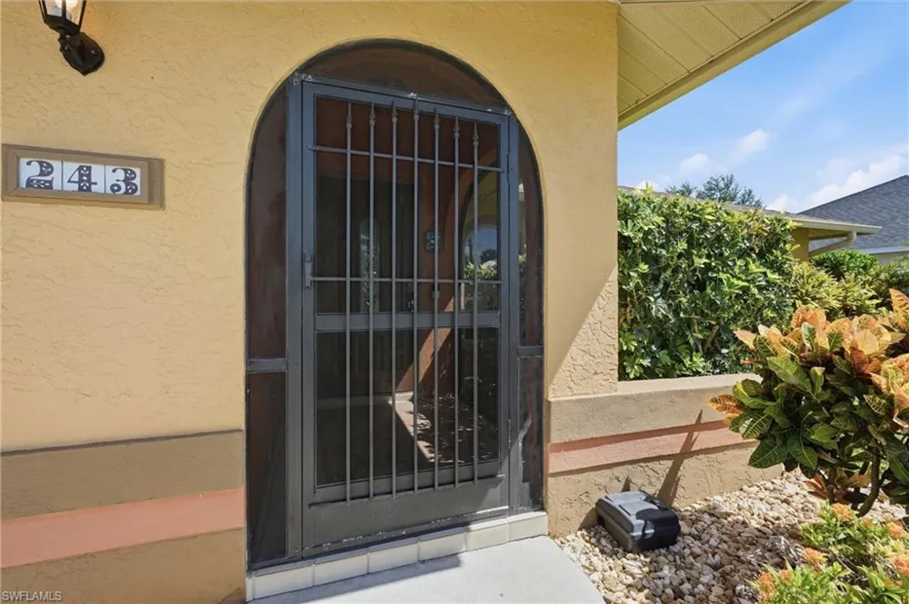243 SE 1st Terrace Cape Coral, FL 33990
