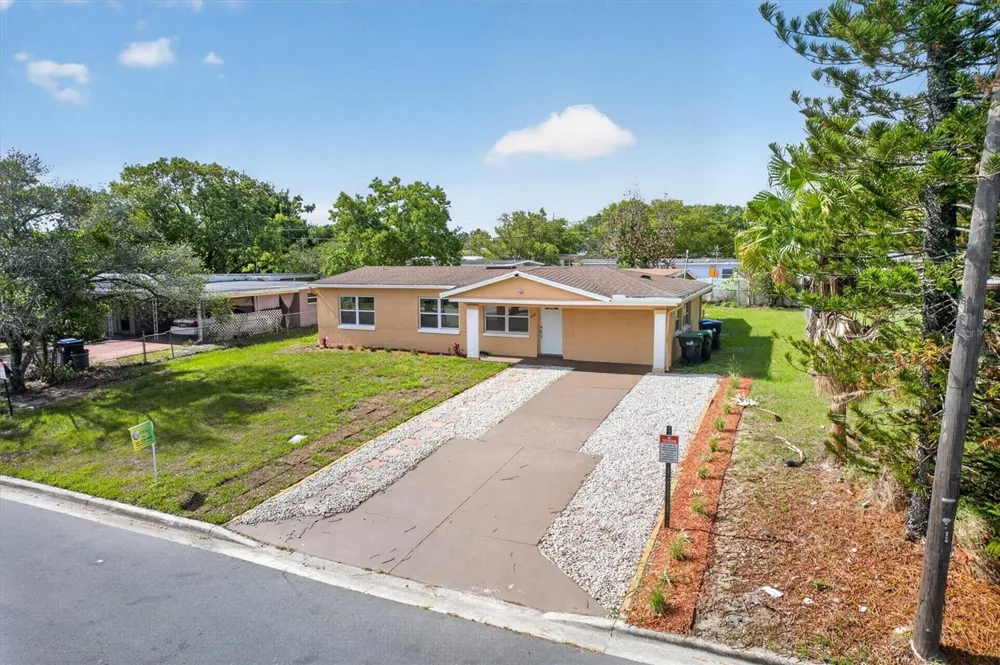 1612 W GRANT STREET Orlando, FL 32805