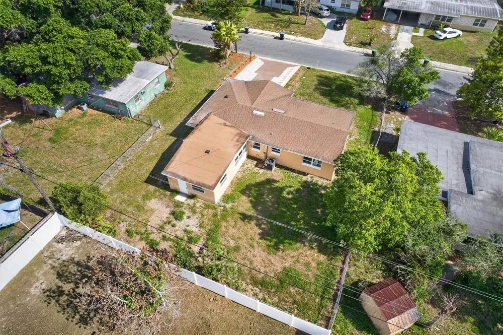 1612 W GRANT STREET Orlando, FL 32805