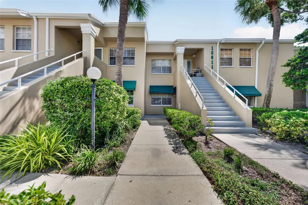 10811 INDIAN HILLS COURT #37 Seminole, FL 33777