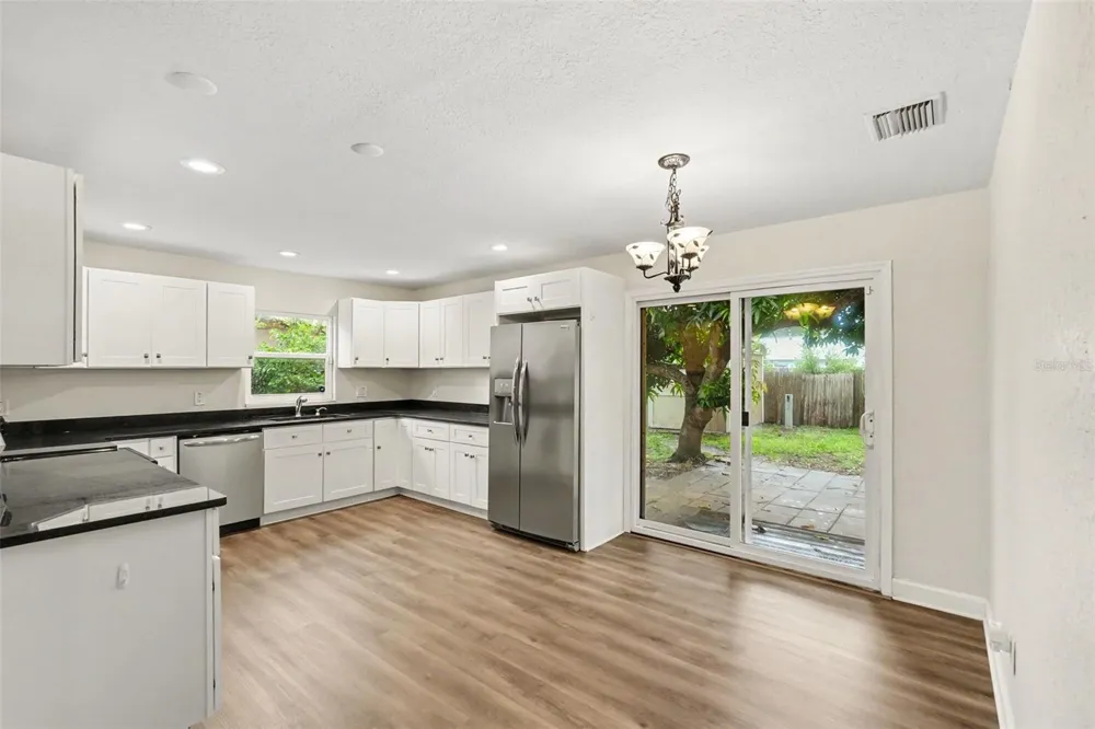 2051 23RD STREET SW Largo, FL 33774