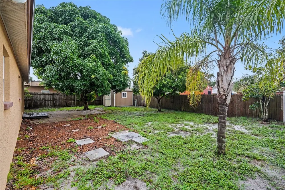 2051 23RD STREET SW Largo, FL 33774