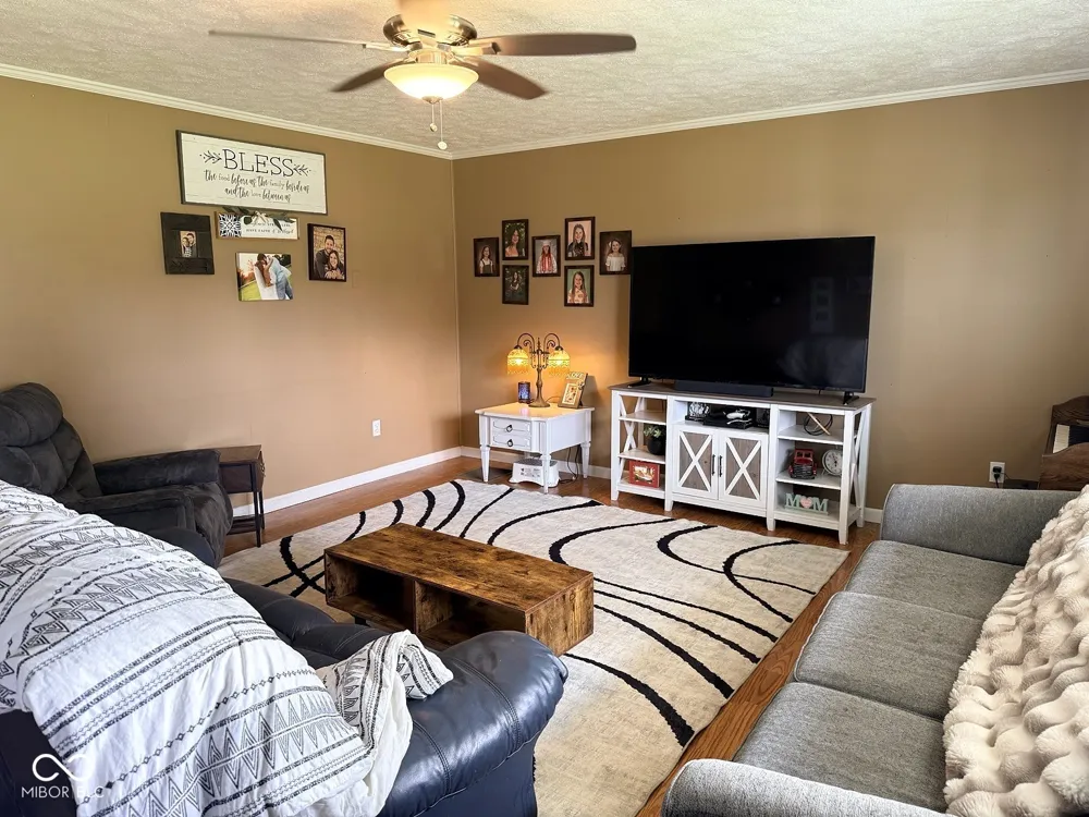 5511 County Road 100 W Brownstown, IN 47220