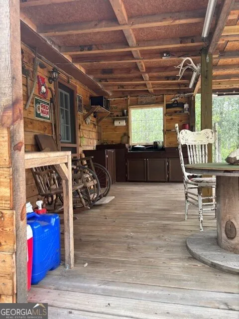 222 LAURE Collins, GA 30421
