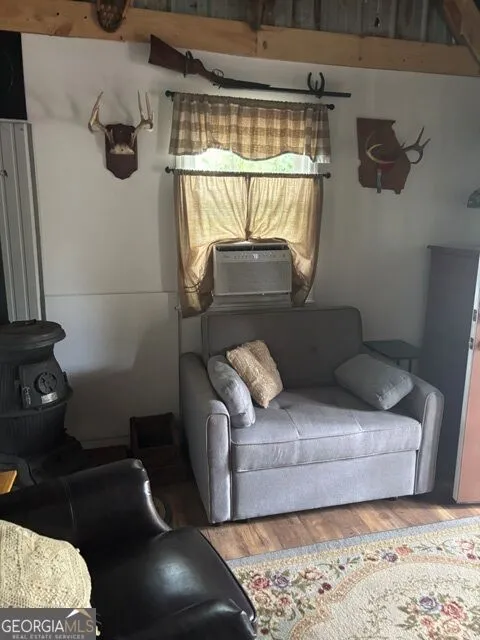 222 LAURE Collins, GA 30421