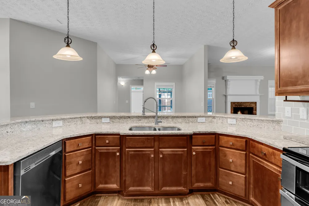 2066 Pheasant Run DR McDonough, GA 30252
