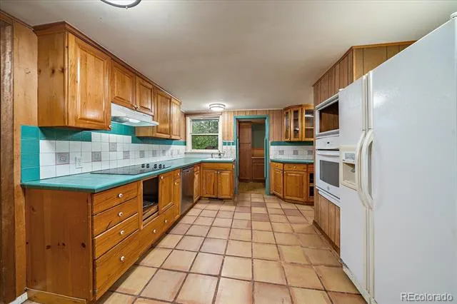 5939 Niwot Road Longmont, CO 80503