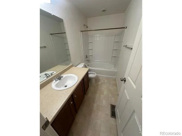 4698 Andes Way Denver, CO 80249