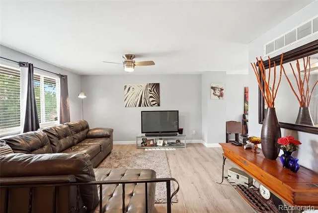 984 S Victor Way Aurora, CO 80012