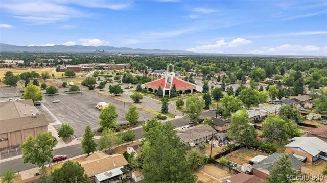 984 S Victor Way Aurora, CO 80012