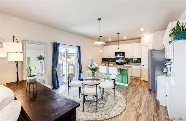 4512 River Highlands Loop Elizabeth, CO 80107