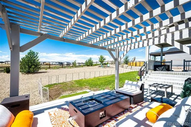 4512 River Highlands Loop Elizabeth, CO 80107