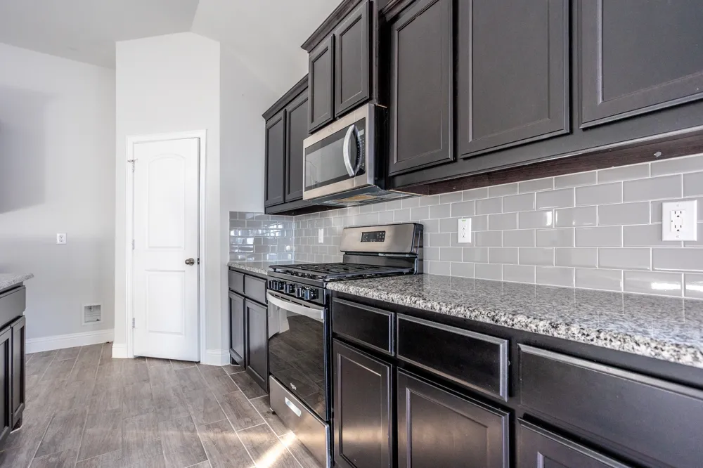 118 Sycamore Street Balch Springs, TX 75181