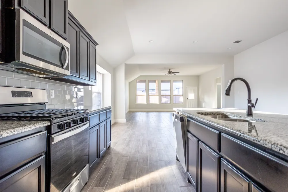 118 Sycamore Street Balch Springs, TX 75181