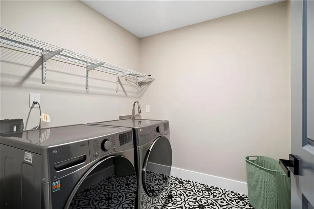 298 Roy Street SW Atlanta, GA 30310