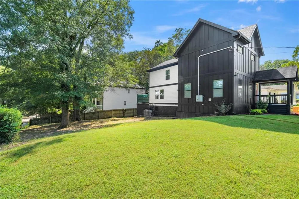 298 Roy Street SW Atlanta, GA 30310