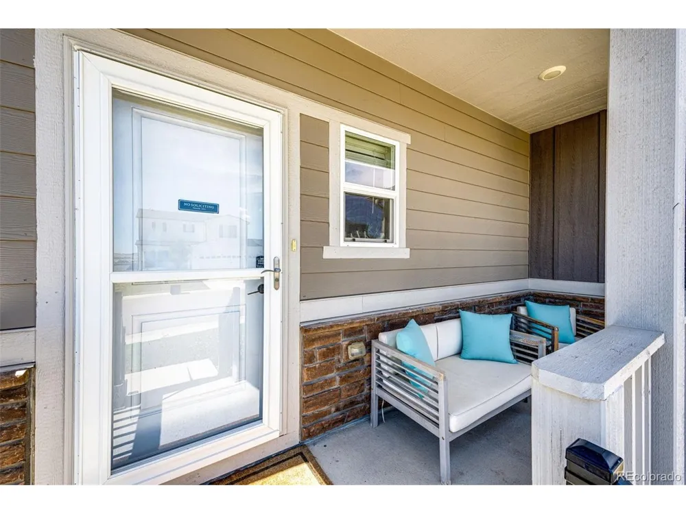 4512 River Highlands Loop Elizabeth, CO 80107