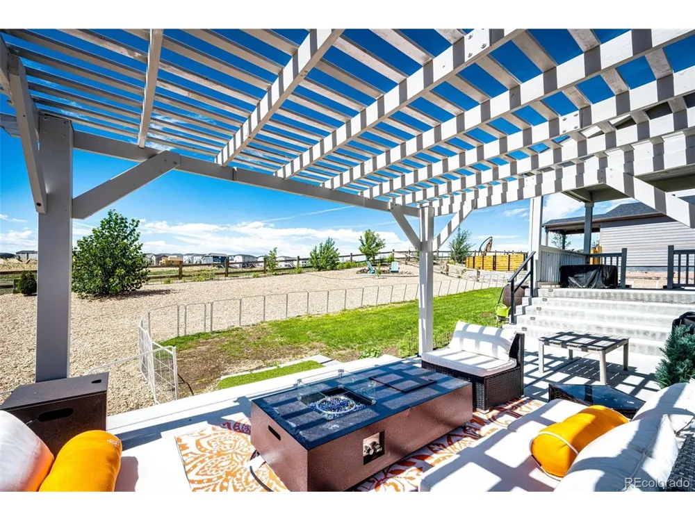 4512 River Highlands Loop Elizabeth, CO 80107