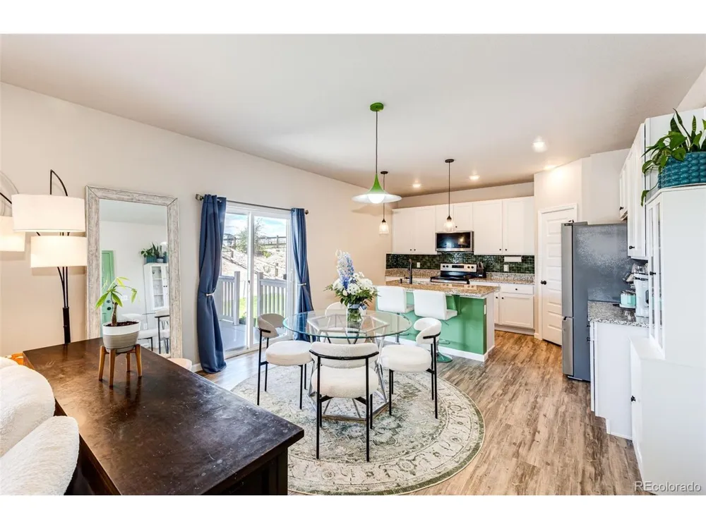 4512 River Highlands Loop Elizabeth, CO 80107