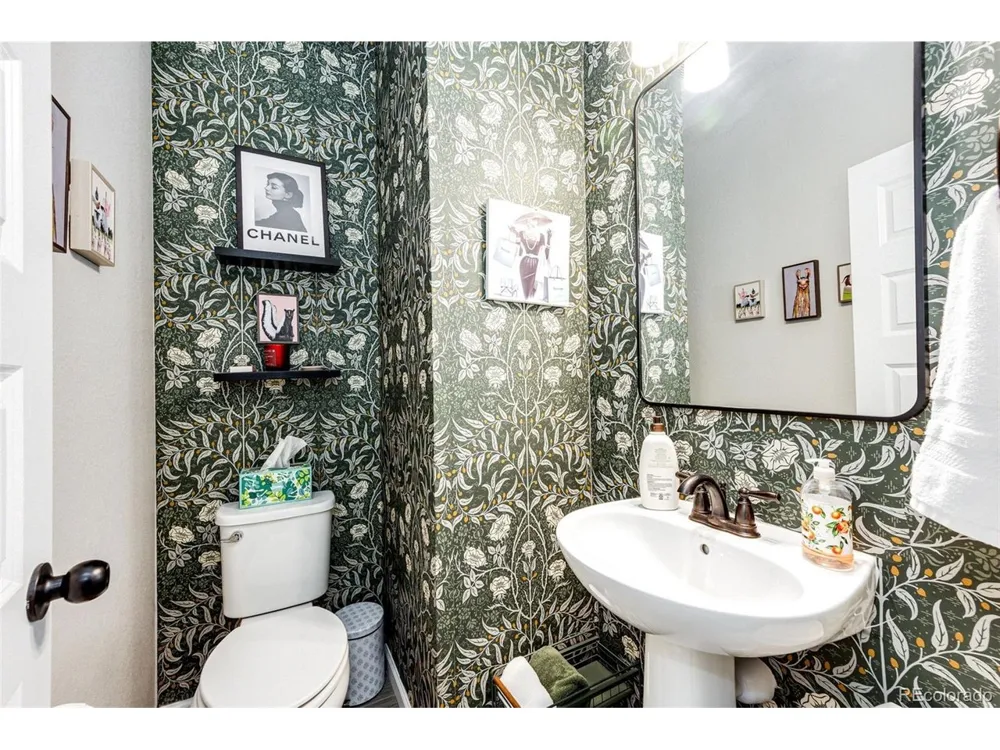 4512 River Highlands Loop Elizabeth, CO 80107