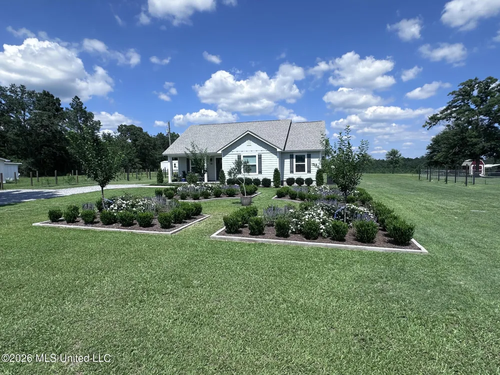 122 Green Road Lucedale, MS 39452