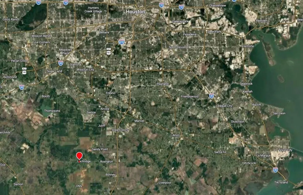 1462 Cr-39 Rosharon, TX 77583