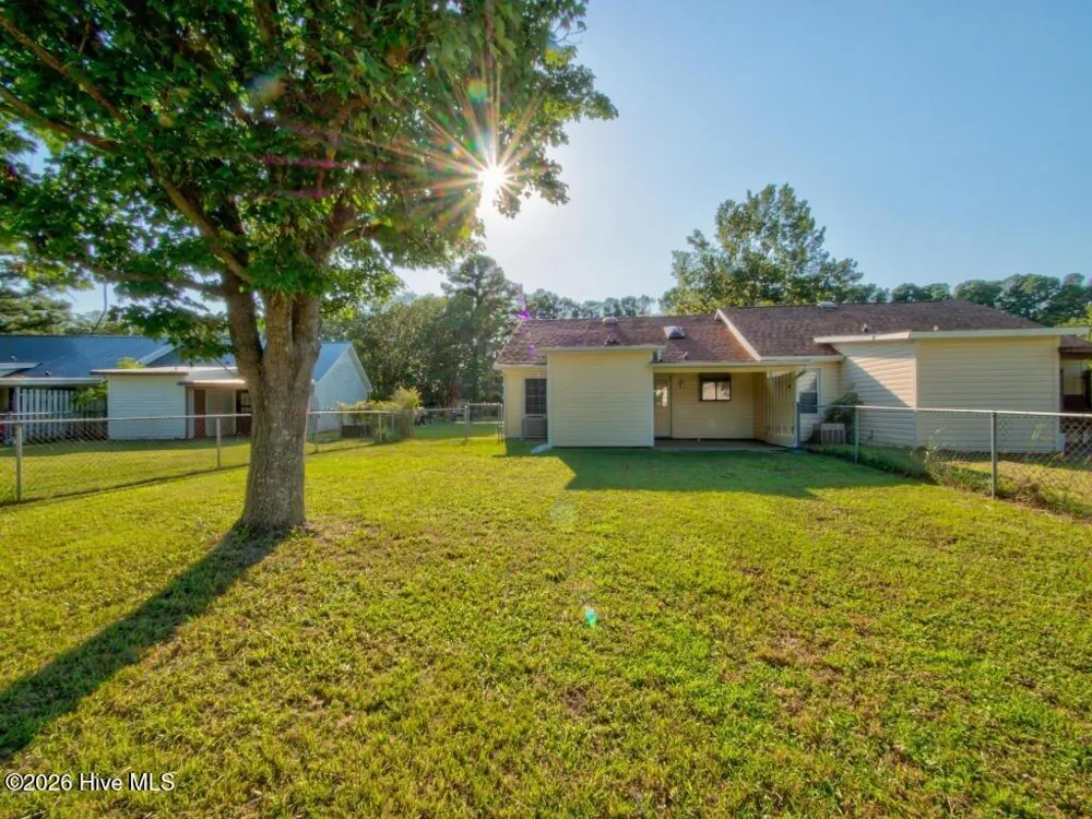 114 Pine Crest Drive Jacksonville, NC 28546