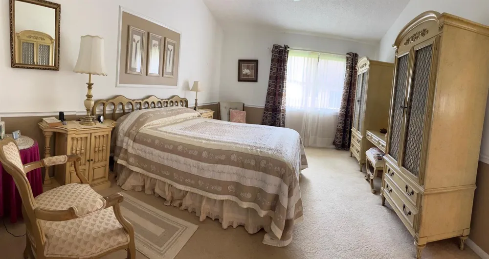 139 Meander Circle Royal Palm Beach, FL 33411