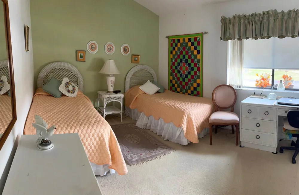 139 Meander Circle Royal Palm Beach, FL 33411