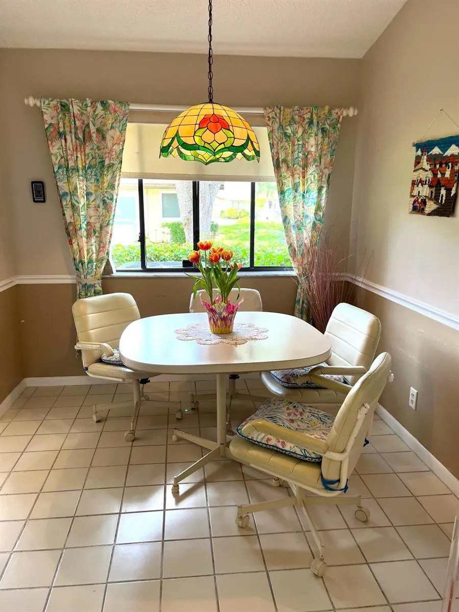 139 Meander Circle Royal Palm Beach, FL 33411