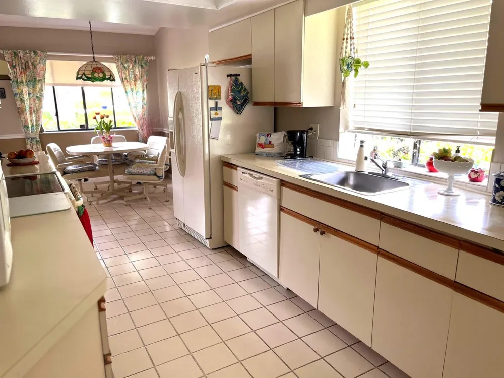 139 Meander Circle Royal Palm Beach, FL 33411