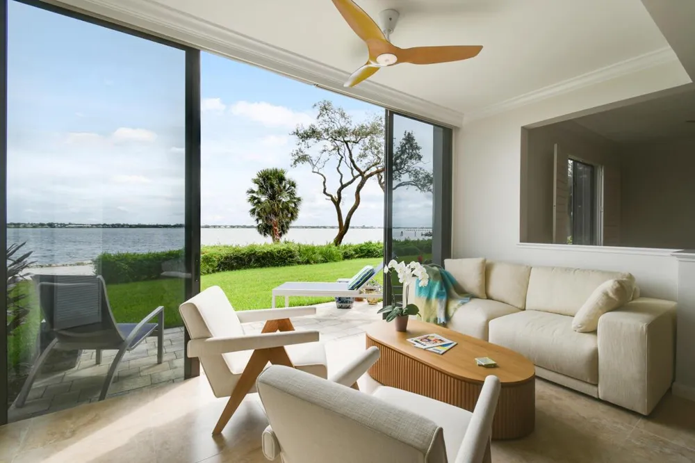 2570 NW Seagrass Drive #3a Palm City, FL 34990