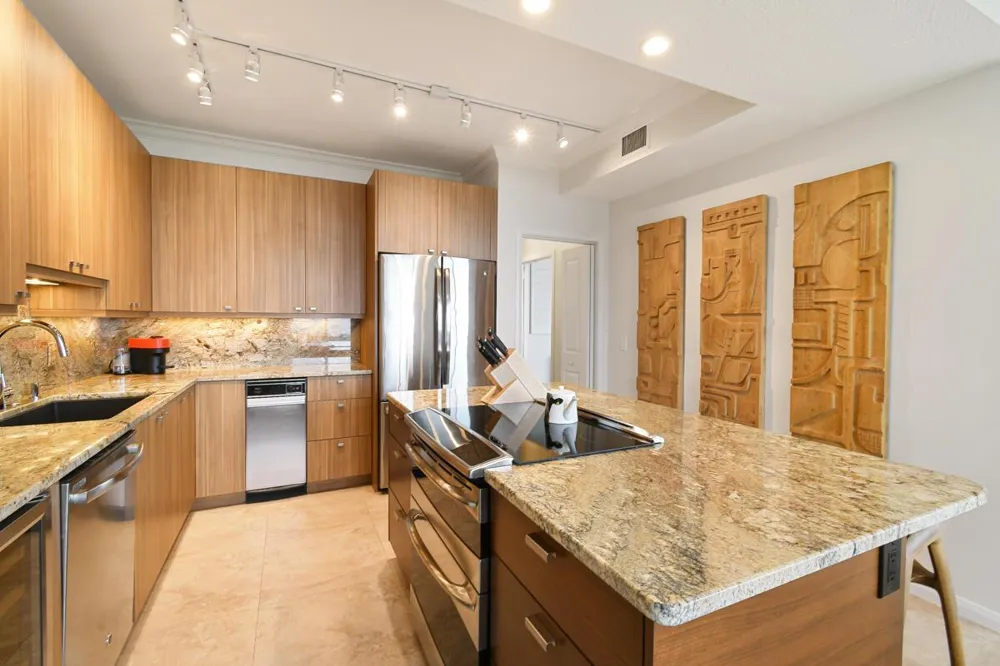2570 NW Seagrass Drive #3a Palm City, FL 34990
