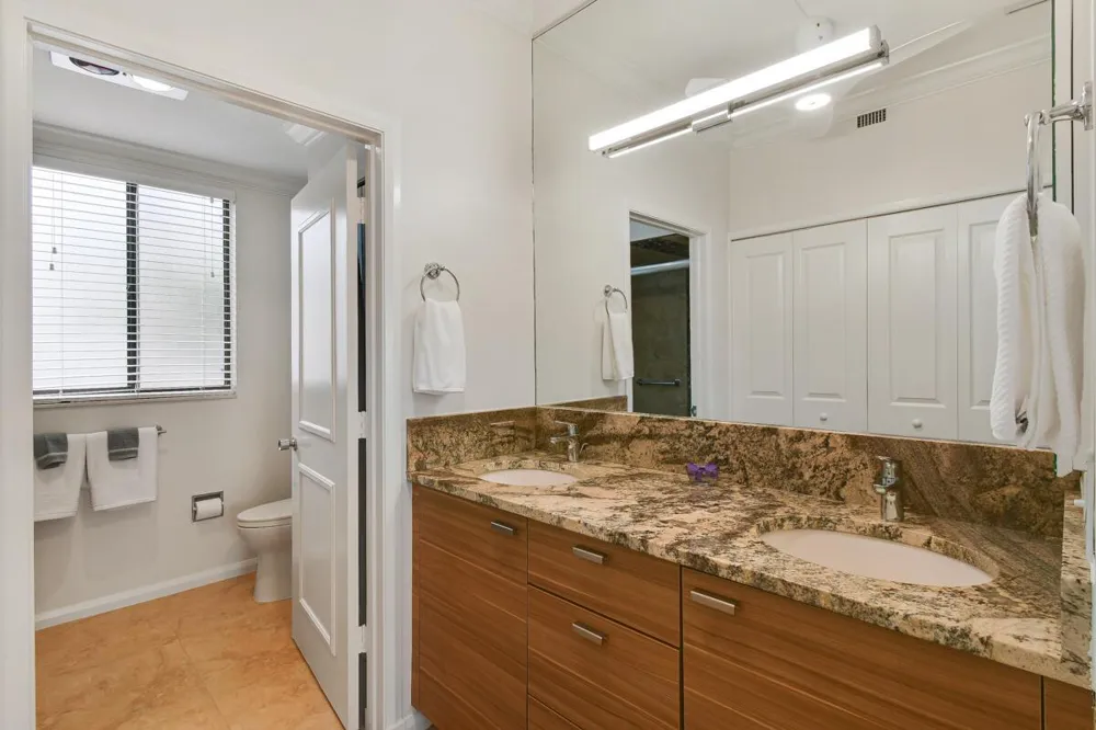 2570 NW Seagrass Drive #3a Palm City, FL 34990
