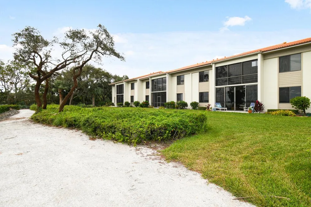 2570 NW Seagrass Drive #3a Palm City, FL 34990