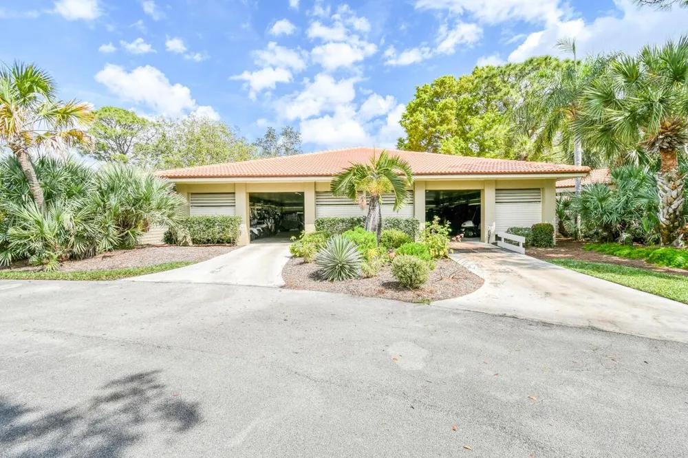 2570 NW Seagrass Drive #3a Palm City, FL 34990