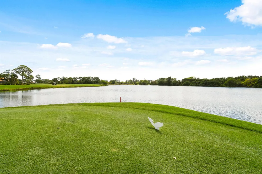 2570 NW Seagrass Drive #3a Palm City, FL 34990