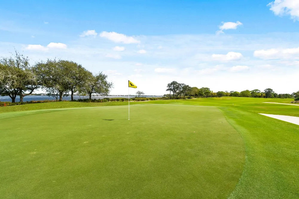 2570 NW Seagrass Drive #3a Palm City, FL 34990