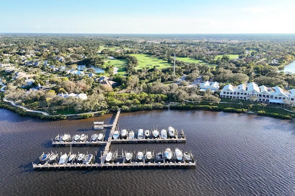 2570 NW Seagrass Drive #3a Palm City, FL 34990