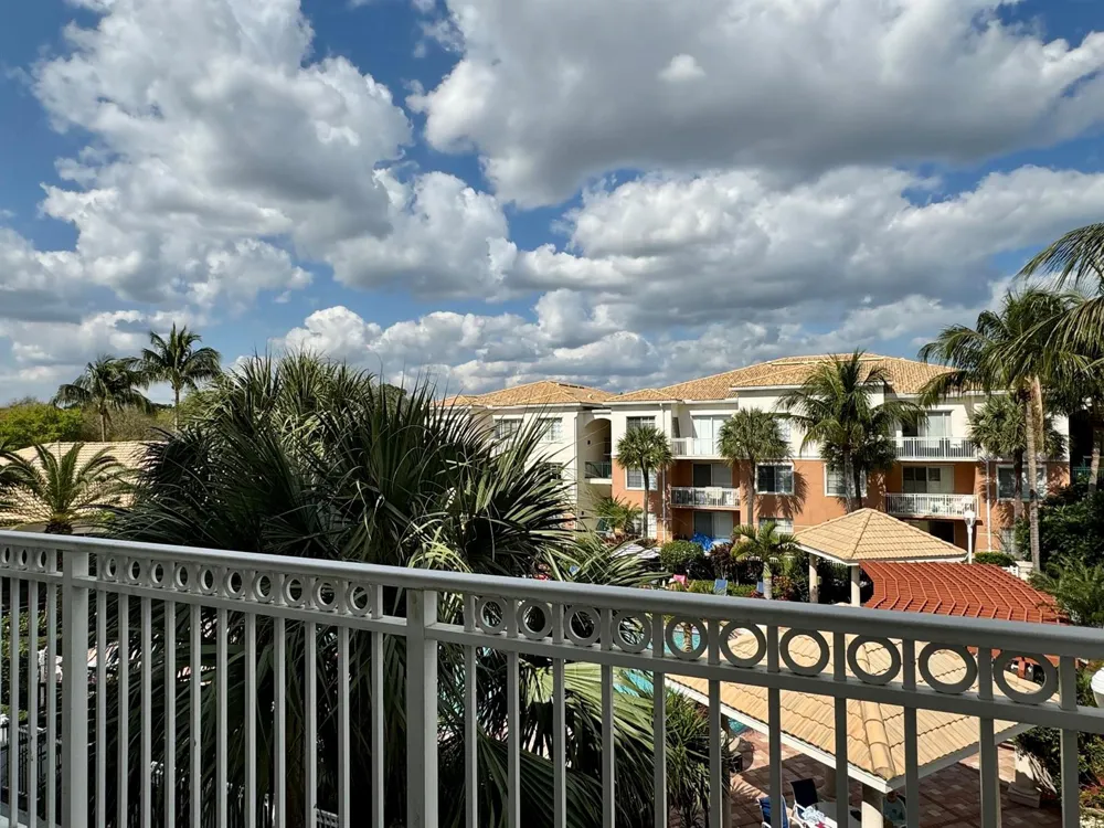 5306 Myrtlewood Circle E Palm Beach Gardens, FL 33418