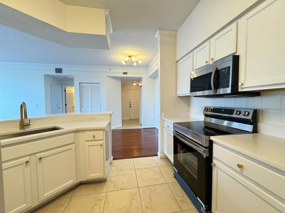5306 Myrtlewood Circle E Palm Beach Gardens, FL 33418