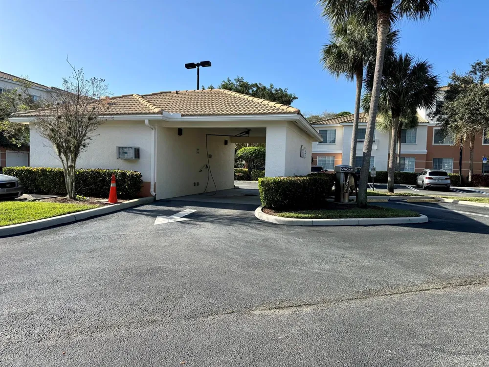 5306 Myrtlewood Circle E Palm Beach Gardens, FL 33418