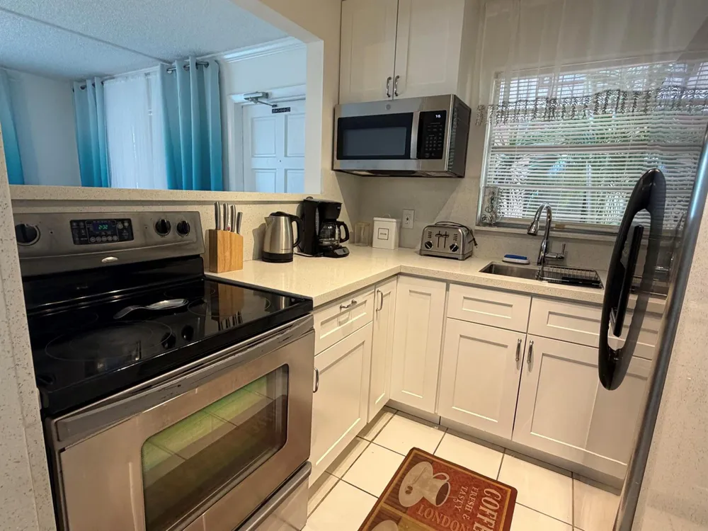 500 NE 1ST STREET #5 Pompano Beach, FL 33060