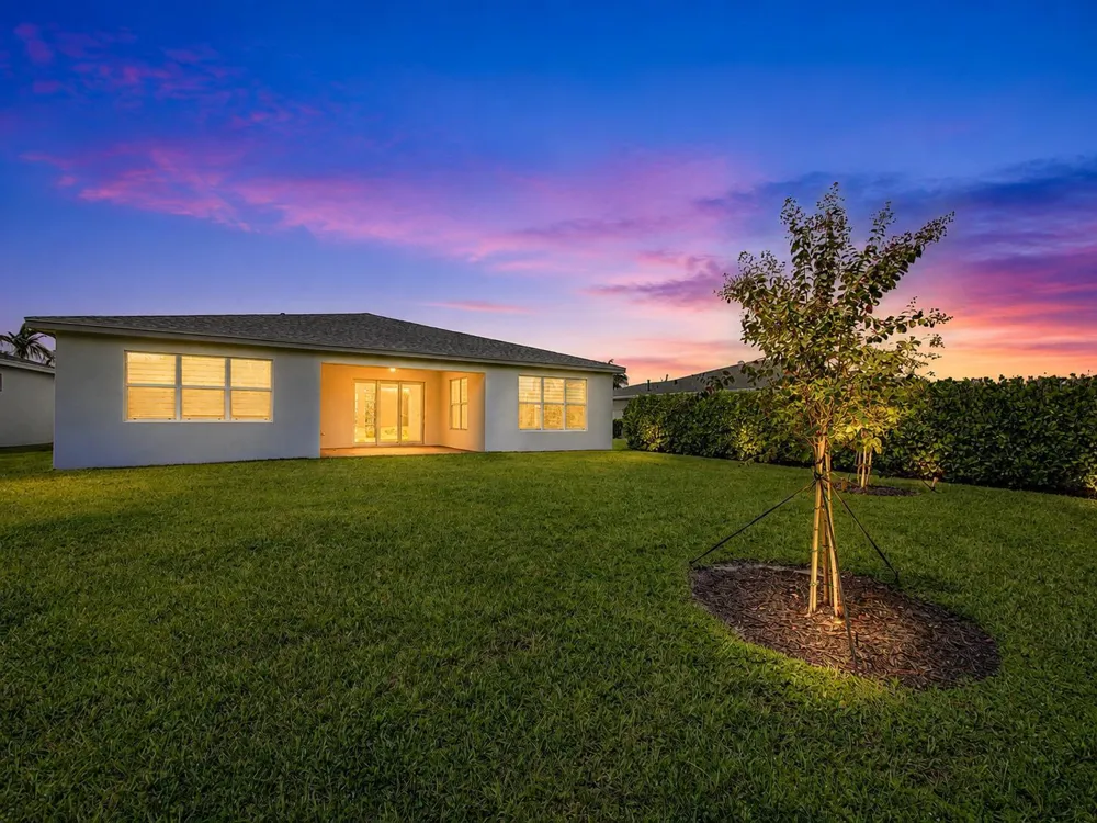 11805 SW Lyra Drive Port St. Lucie, FL 34987